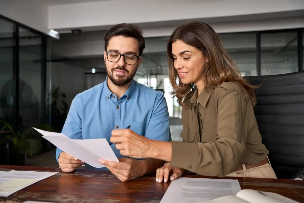50 employee Performance Review Questions for Employees and Managers